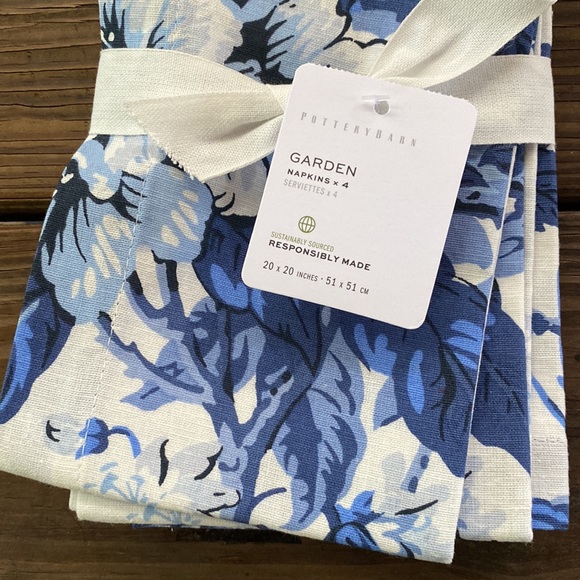 Pottery Barn Garden Floral Cotton/Linen Zelda Print Napkins - Set of 4 - Picture 10 of 12